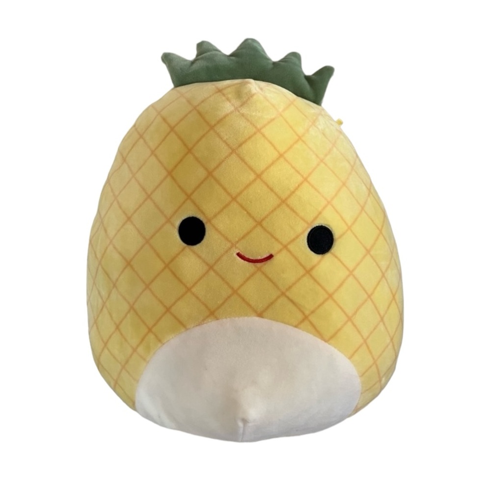 Maui the squishmallow